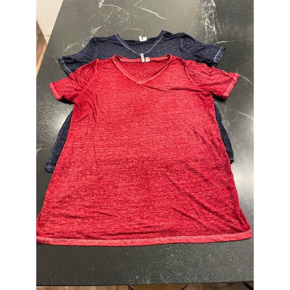 CATO set of 3 ladies tees, navy, red and white with floral peace sign. LG - Picture 3 of 12